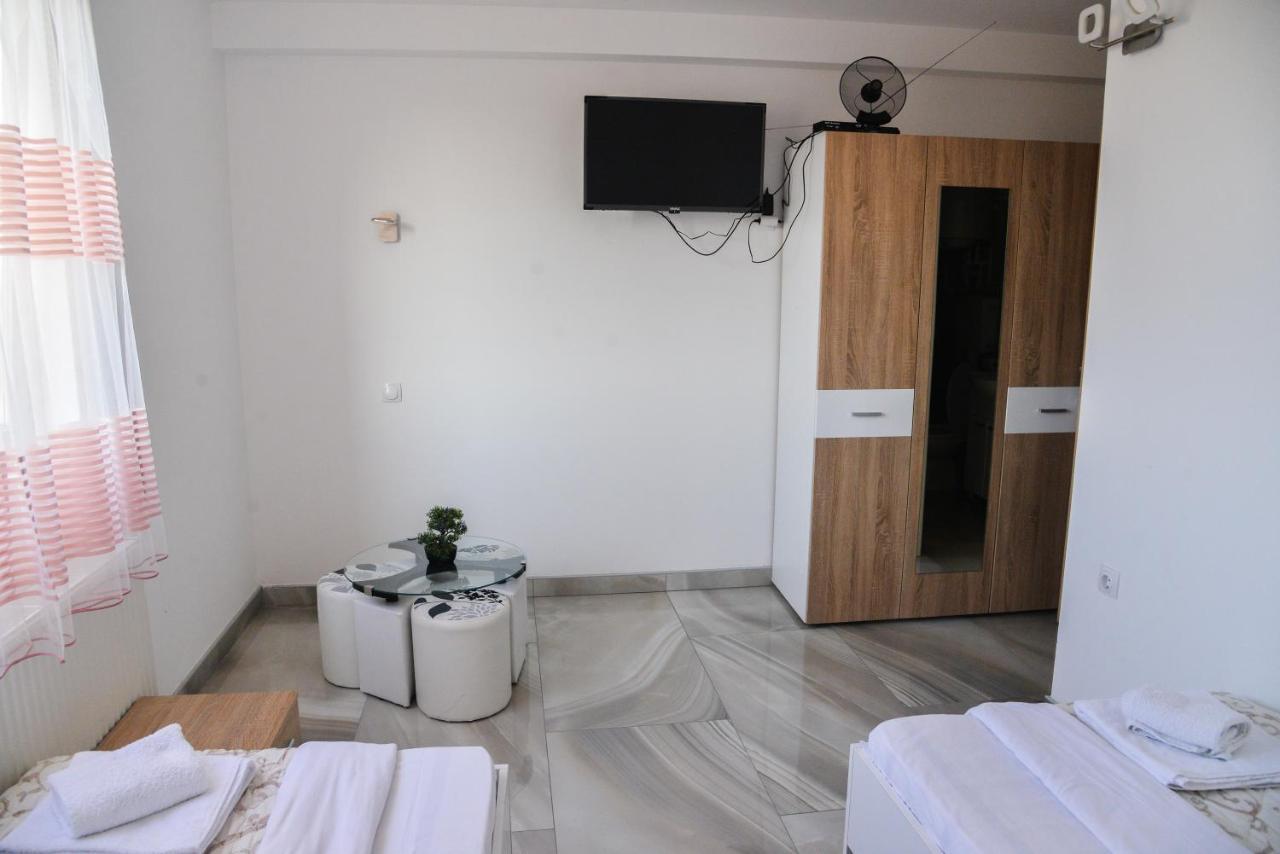 Mesecev Konak Bed & Breakfast Nis Exterior photo
