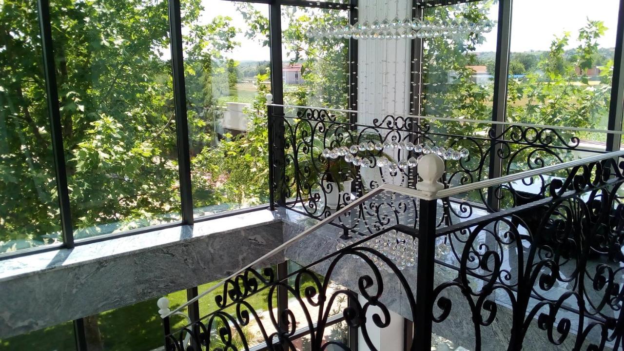 Mesecev Konak Bed & Breakfast Nis Exterior photo